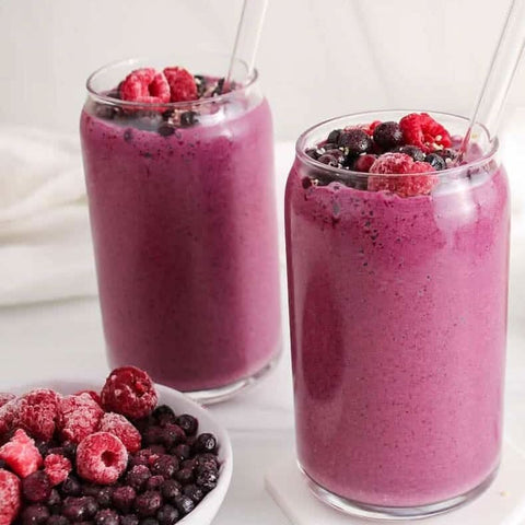 Superfruit smoothie at zucchini